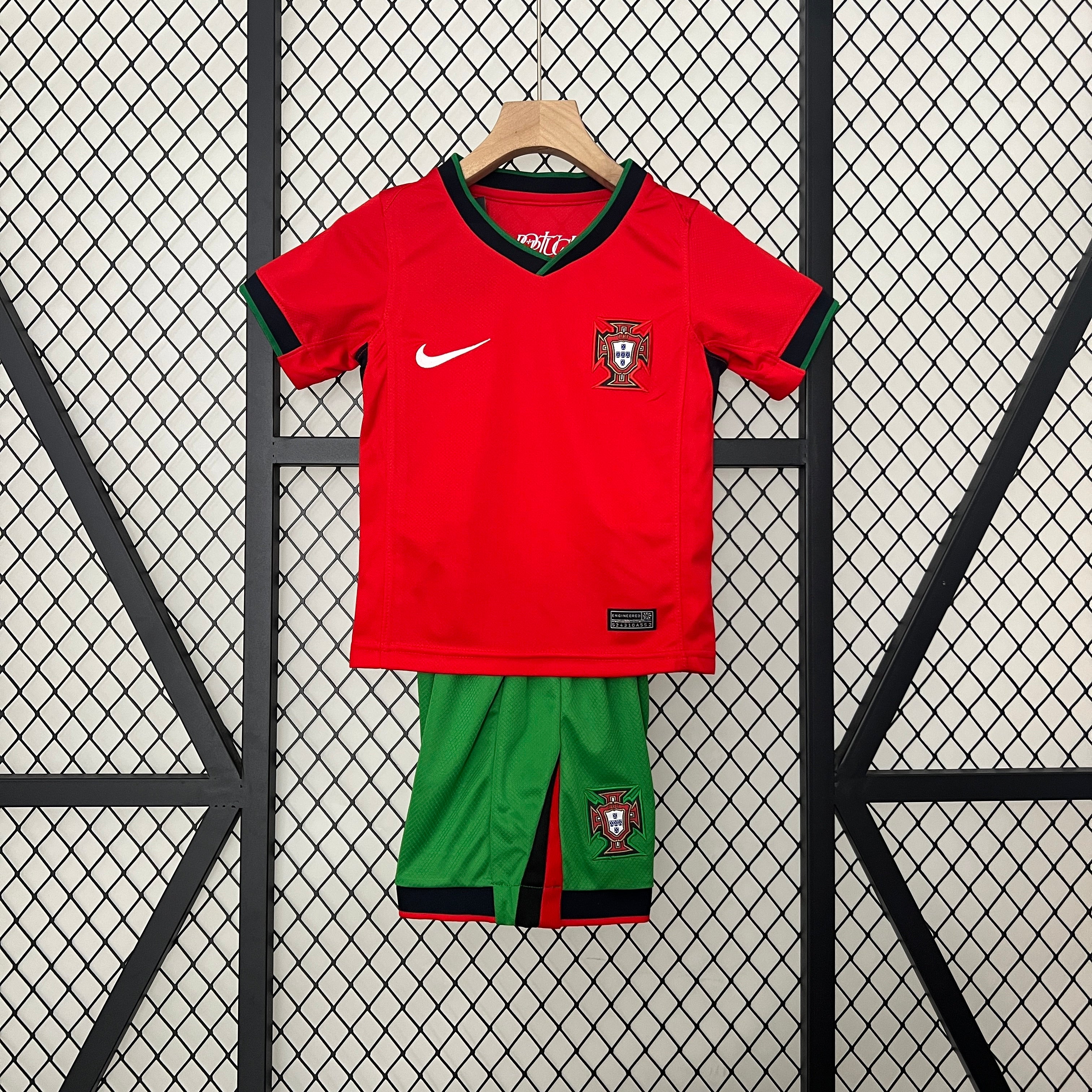 Maillot Portugal Domicile Foot - Enfant/Adulte - Imprimé 7 - 100% Polyester Respirant