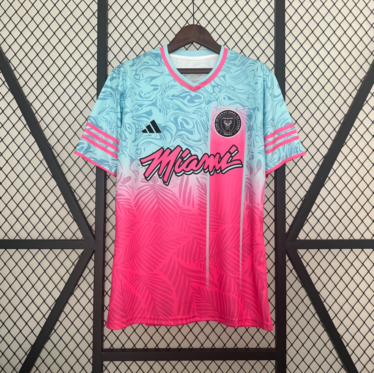 Maillots de Football Rétro & Personnalisés | Play-Foot