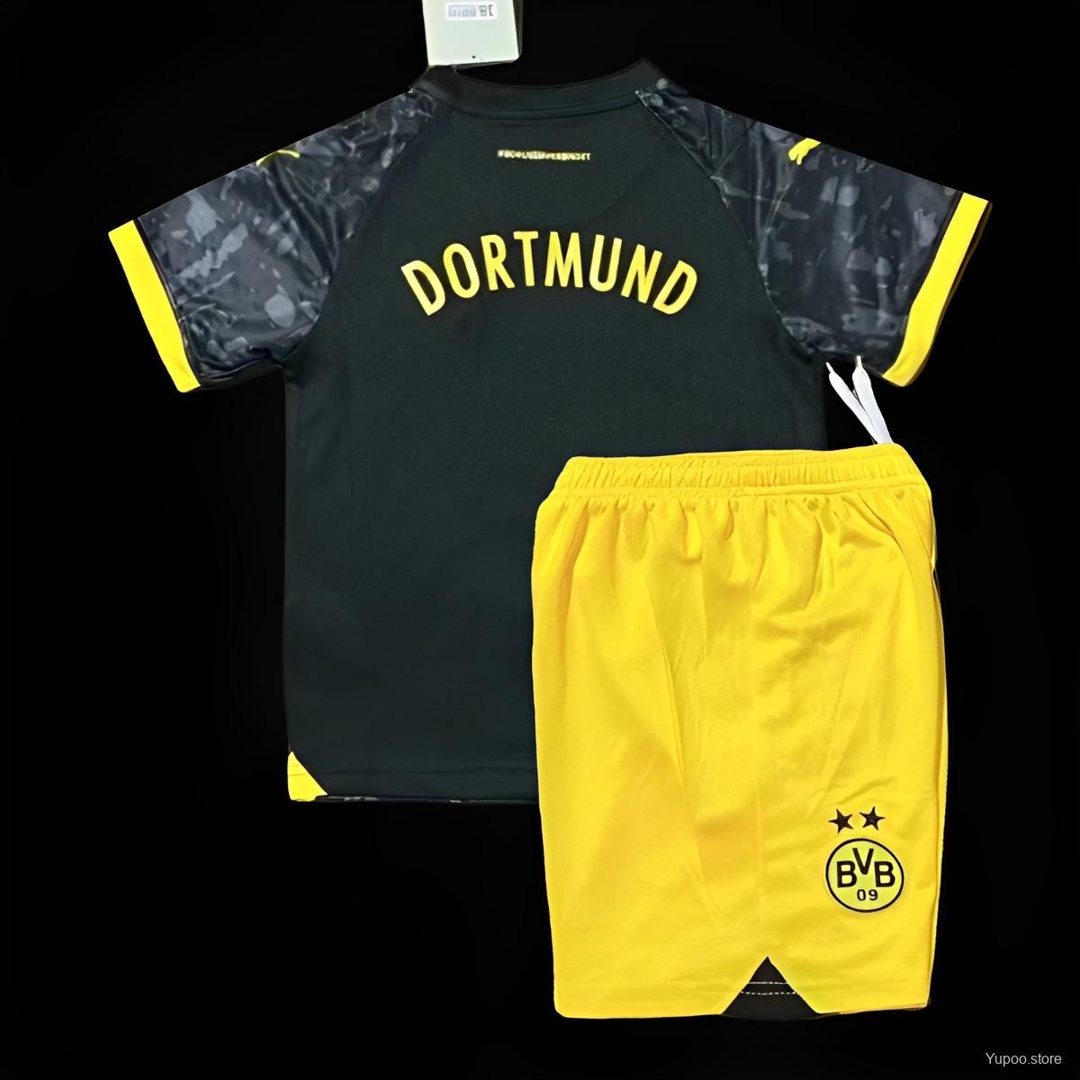 Kit Borussia Dortmund extérieur 2023/24