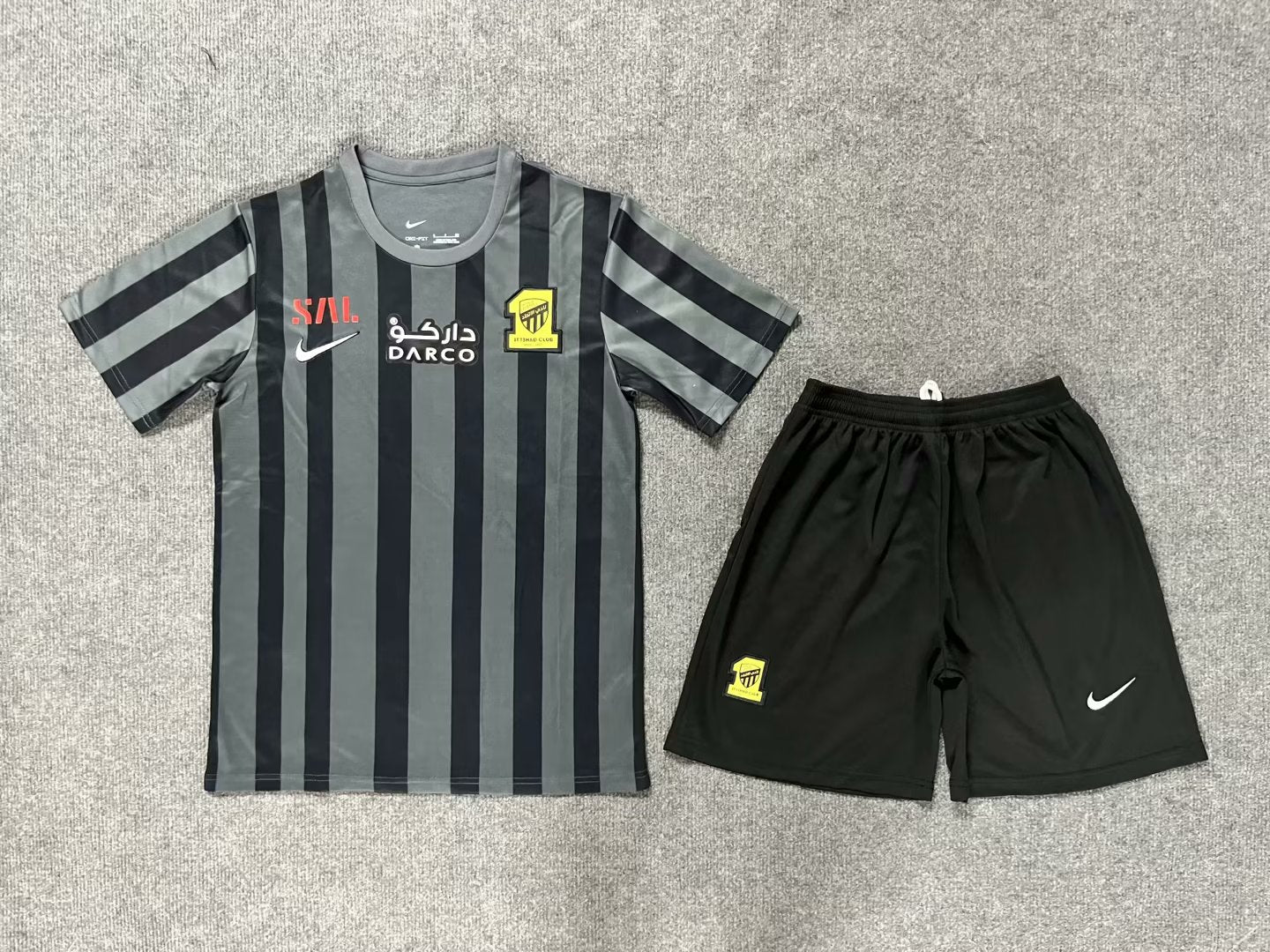 Kit Al-Ittihad Djeddah exterieur 2023/24