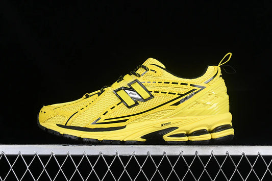 NEW BALANCE 1906R TRIPLE YELLOW