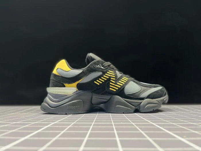 NEW BALANCE 9060 BLACK AND YELLOW