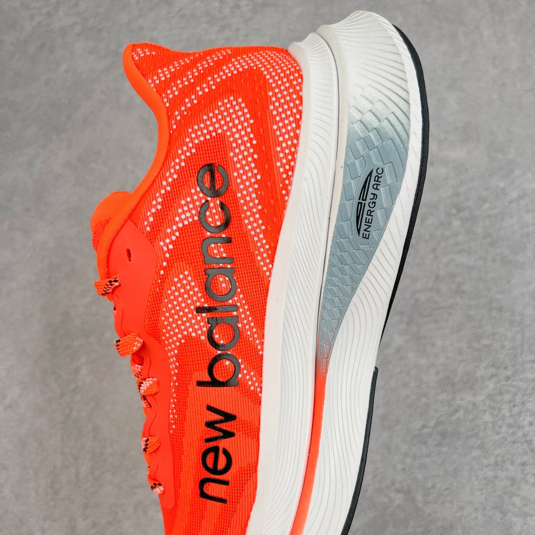 NEW BALANCE FUELCELL SUPERCOMB TRAINER V2 ORANGE