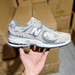 NEW BALANCE M 2002