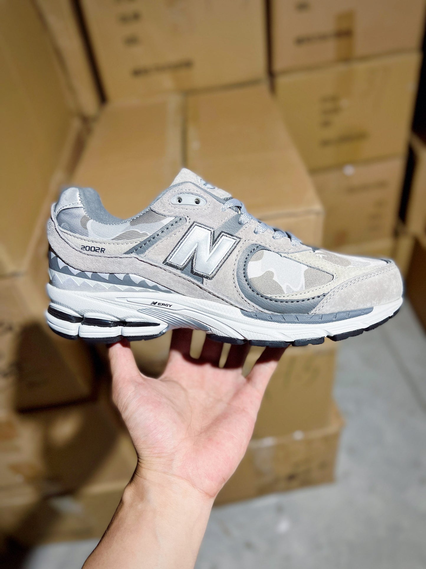 NEW BALANCE M 2002