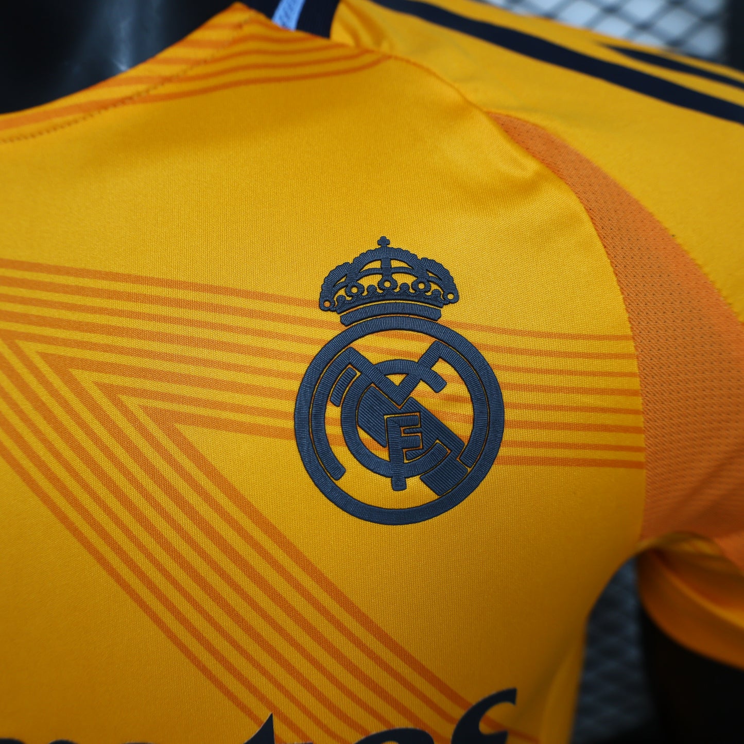 Maillot football Real Madrid Orange Player Version 2024/25