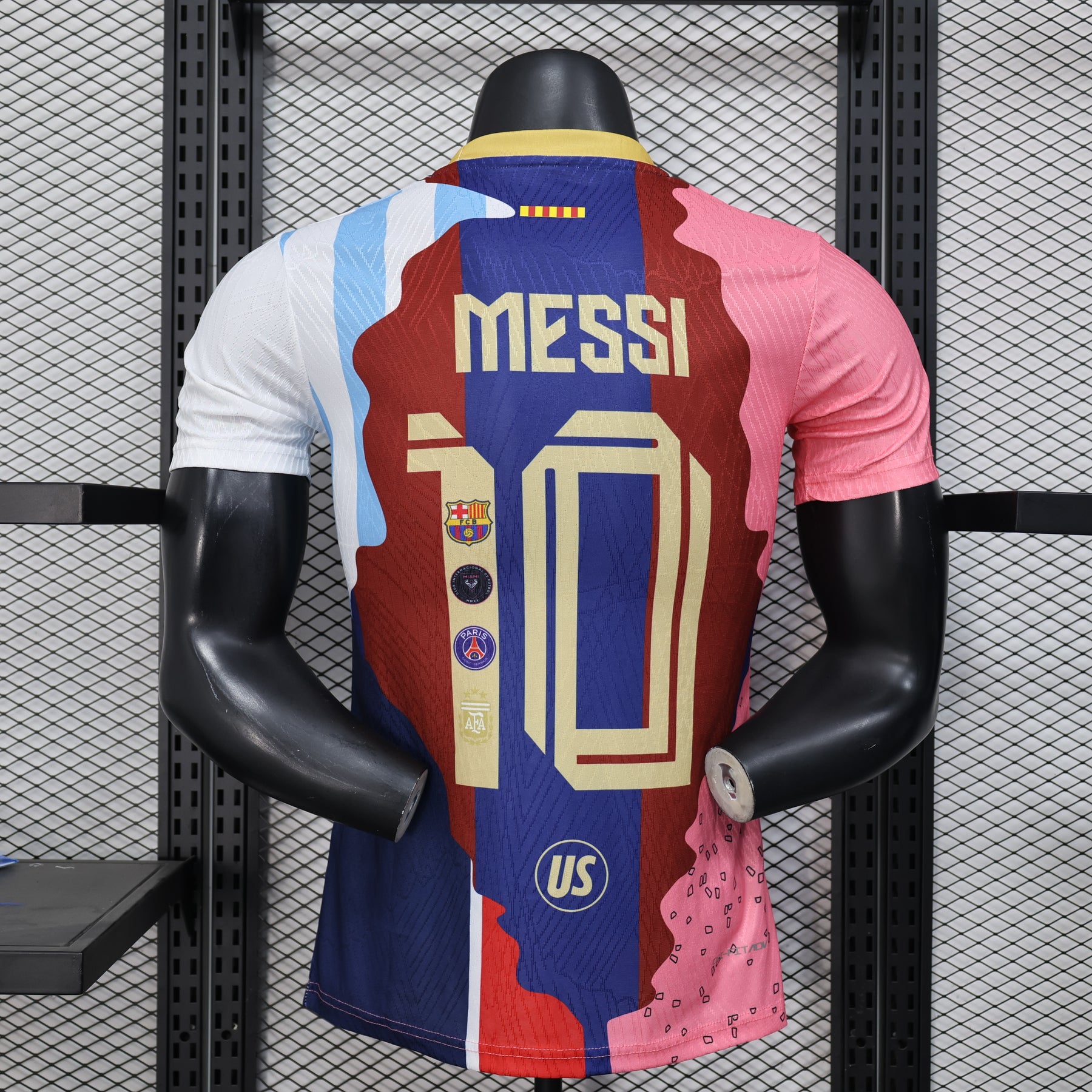 Maillot d'occasion Meyba Barcelone 1984-1985 domicile - (très bon état) Taille M Maillot d'occasion Meyba Barcelone 1984-1985 domicile - (très bon état) Taille M