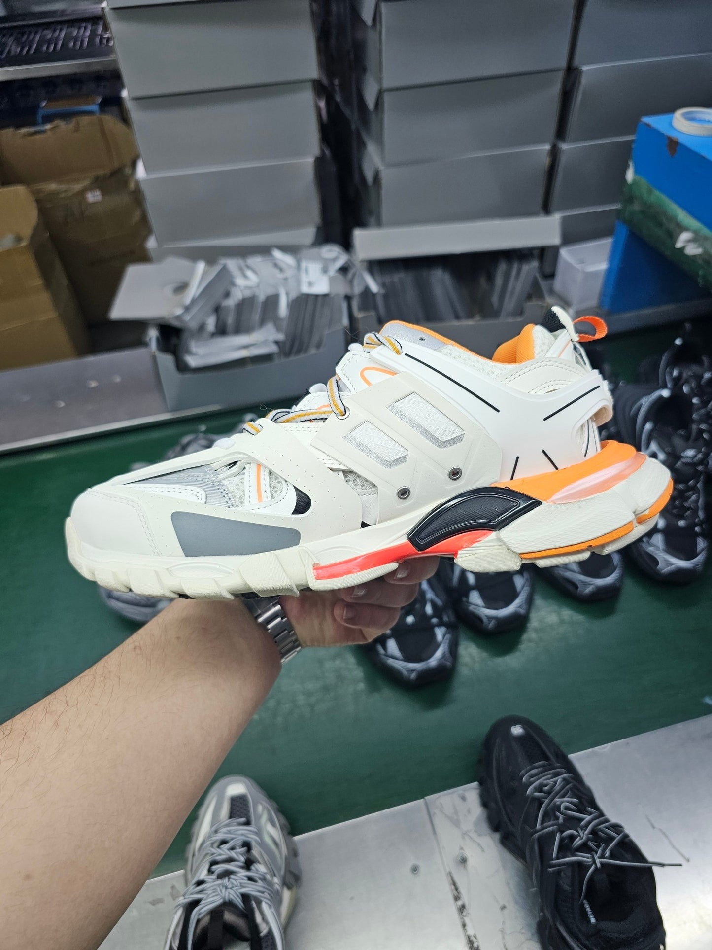 BALENCIAGA TRACK BEIGE ORANGE