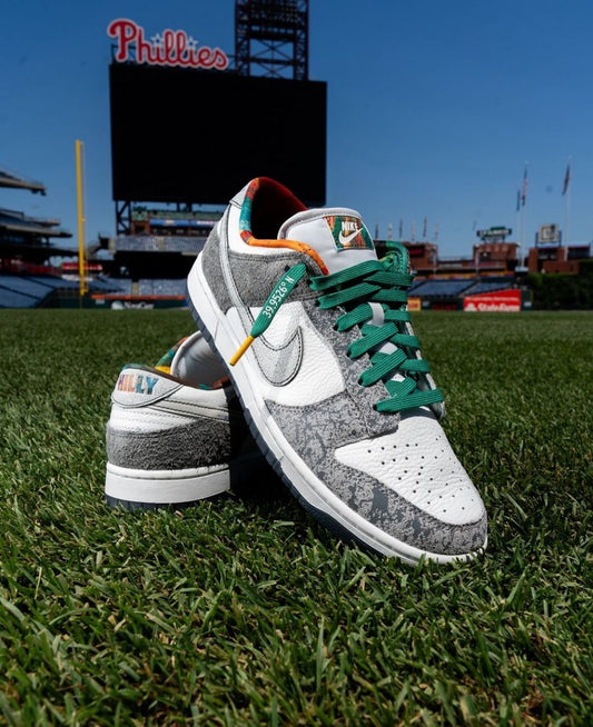 NIKE DUNK LOW PHILLY