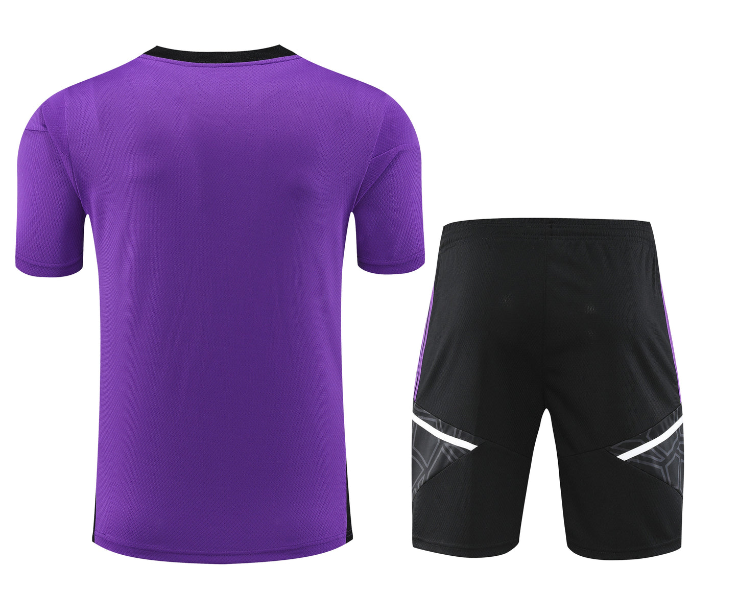 Kit ensemble football Real Madrid training violet 2023/24