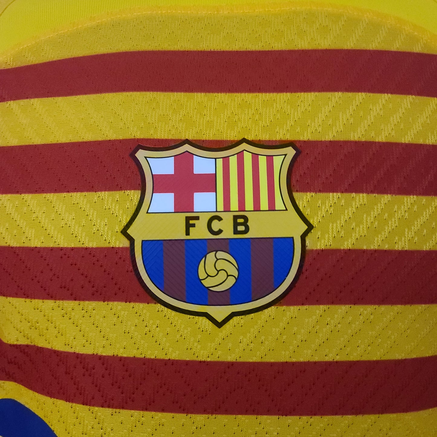 Maillot FC Barcelone/Barcelona 4e fourth Player Version 2022/23