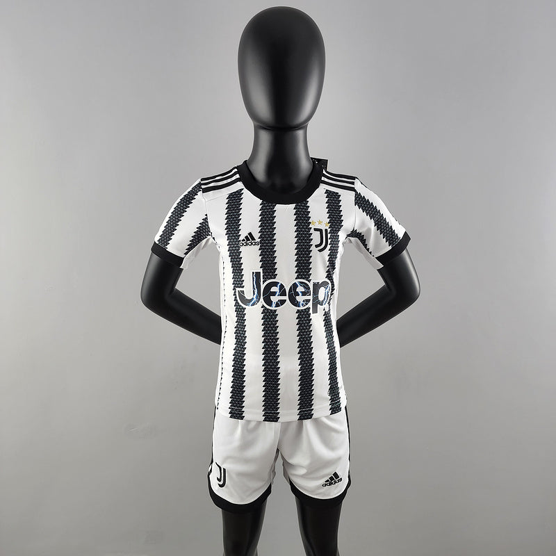 Kit Juventus domicile 2022/23