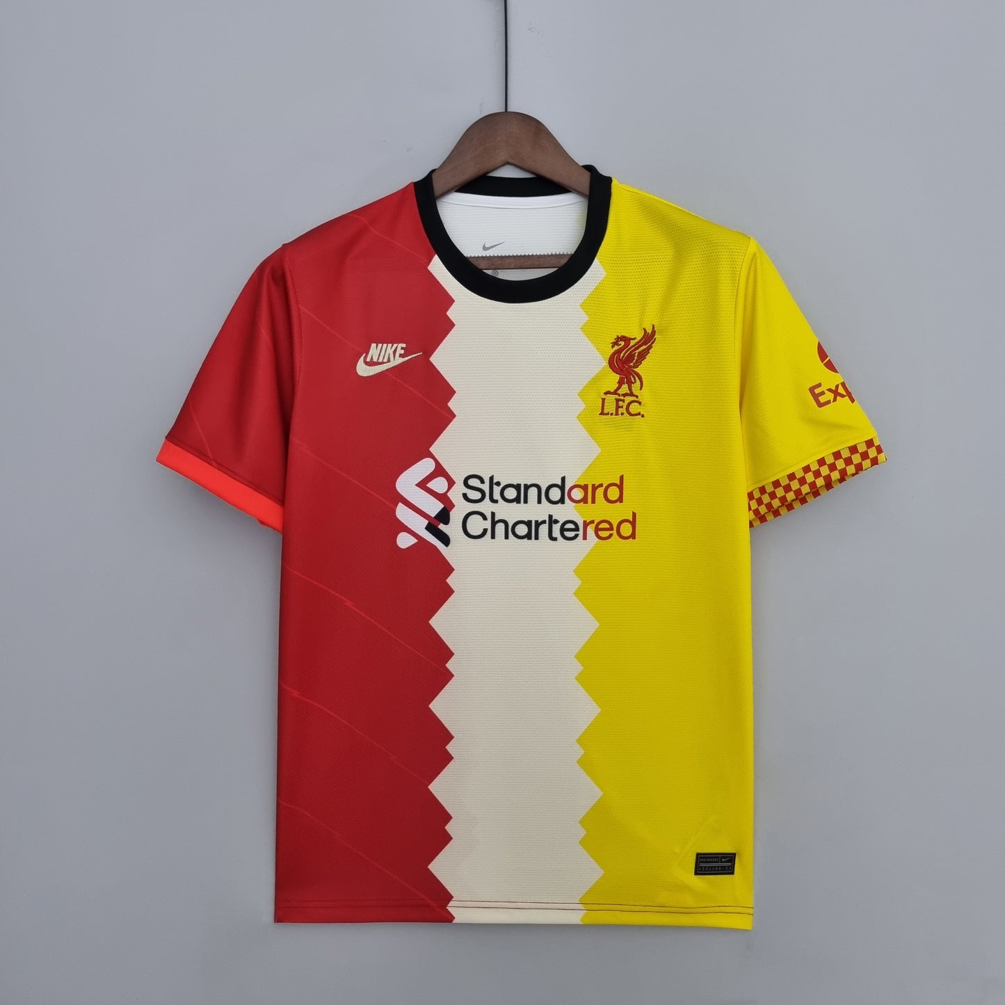 Maillot Liverpool red beige 2022/23